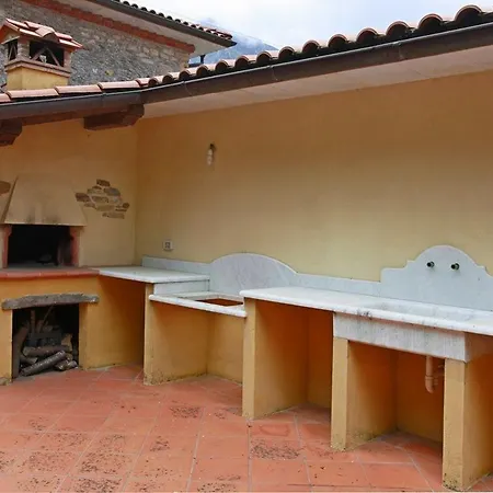 Sleeps 5 Wifi Stazzema