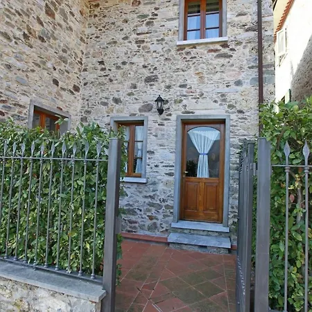 Sleeps 5 Wifi * Stazzema