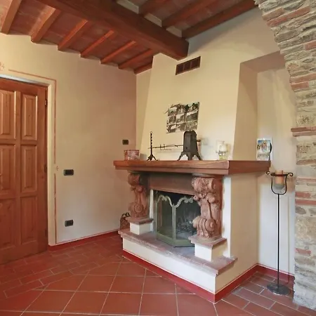 Sleeps 5 Wifi Villa *