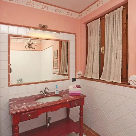 Sleeps 5 Wifi *
