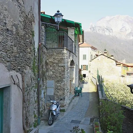 Sleeps 5 Wifi Villa Stazzema